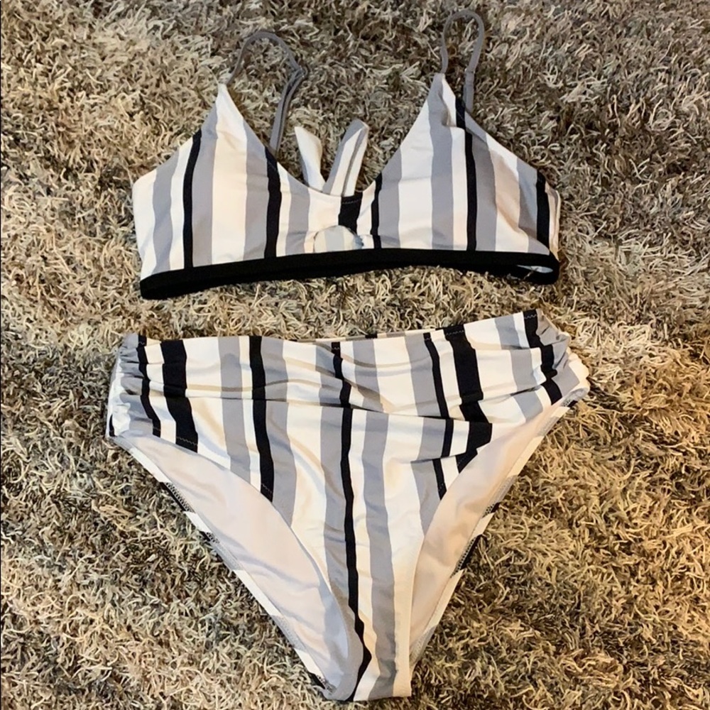 Striped high waisted bikini